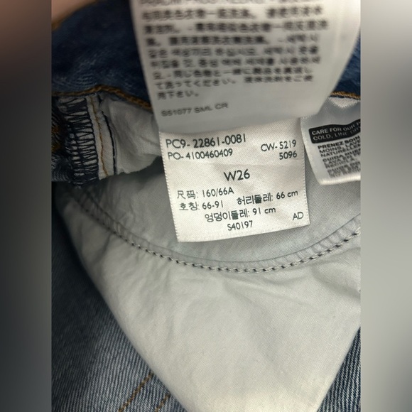 Levi’s Premium Denim Wedgie Button Fly High Rise Distressed Raw Hem Jeans - Picture 11 of 13